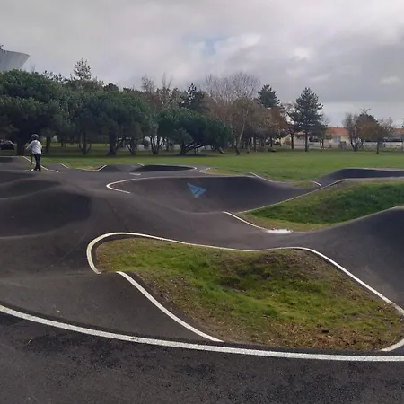 Дом отдыха Maison Avec Jardin Prive *