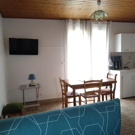Maison Avec Jardin Prive Дом отдыха