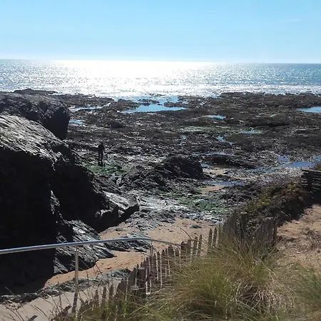 Maison Avec Jardin Prive 펜션 *